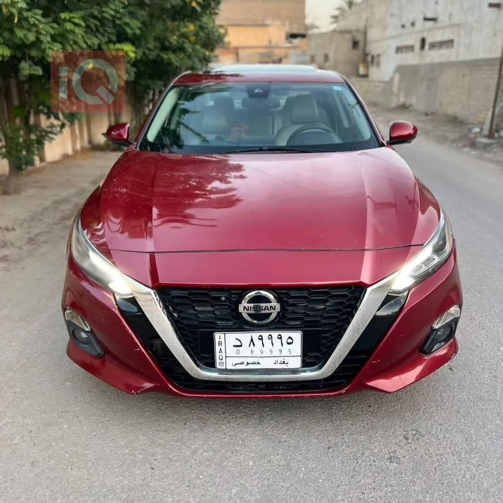 نيسان ألتيما